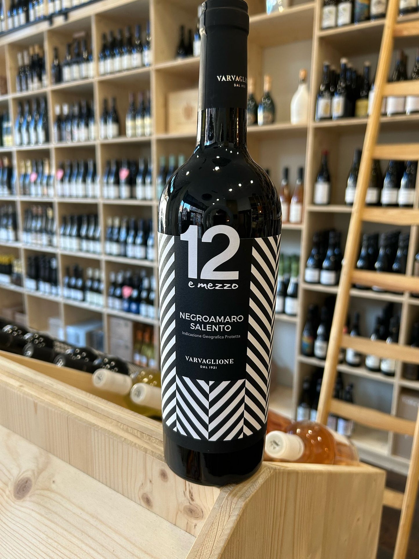 Varvaglione 12E Mezzo Negroamaro del Salento- 2022